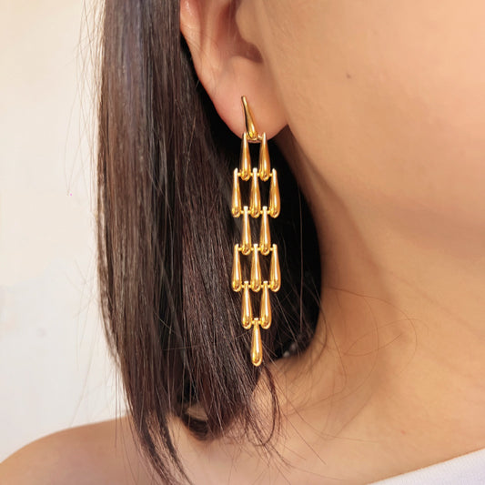 Golden Cascada Drop Earrings