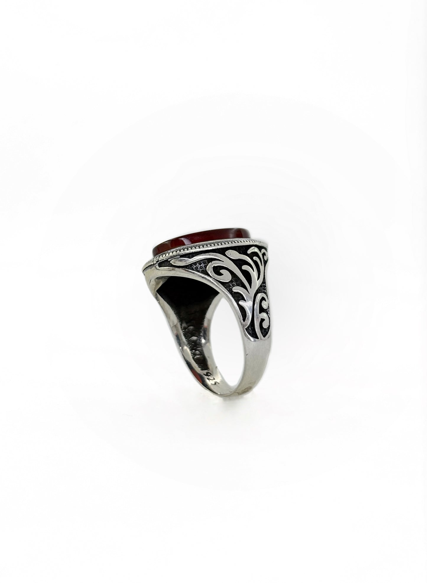 Mystique men's ring