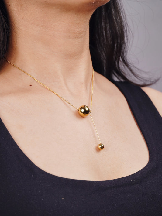 Luna Line Drop necklace