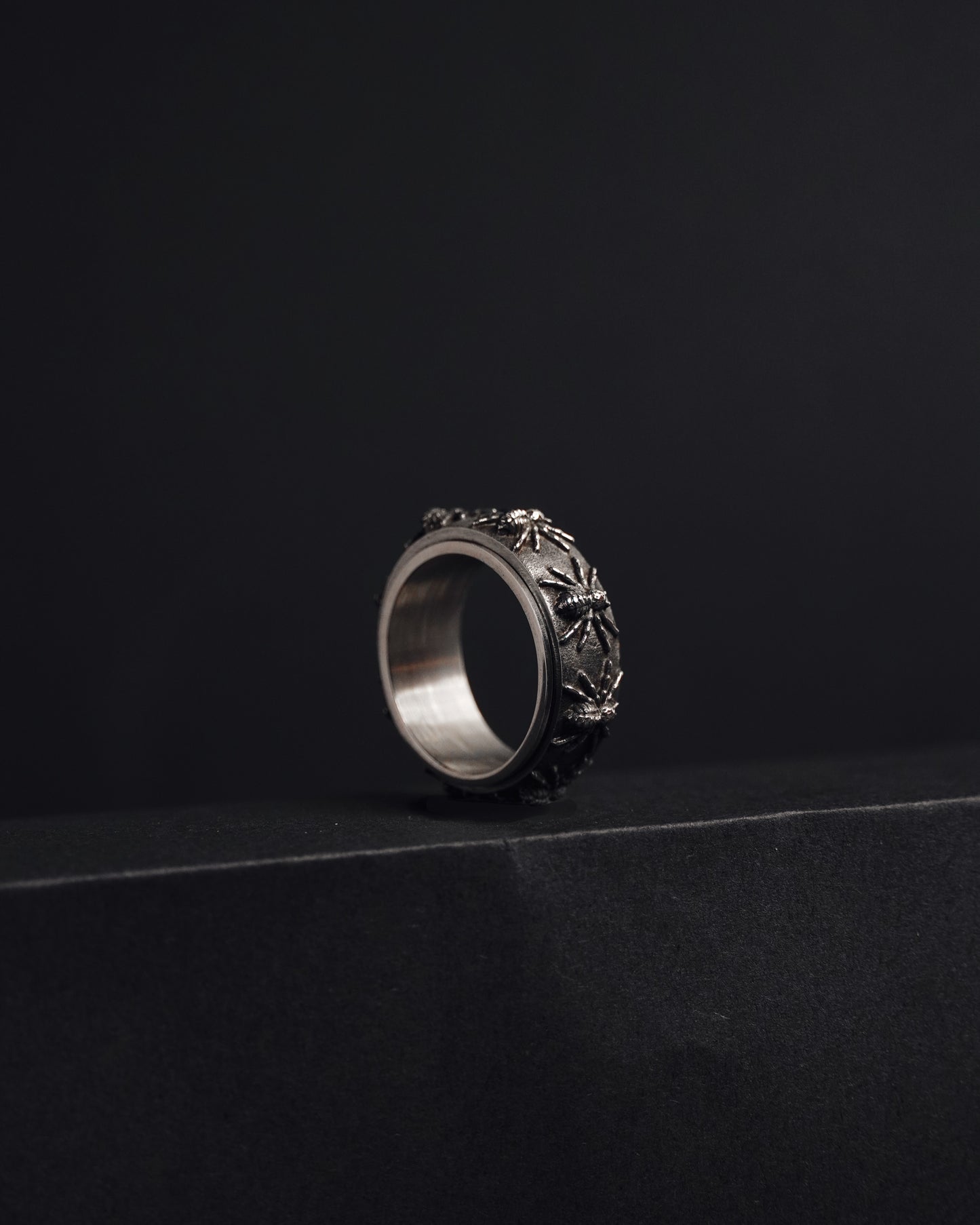 Men's Steller Rotating ring