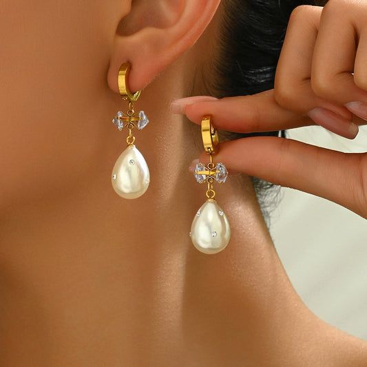 White Classical Sweet Earrings