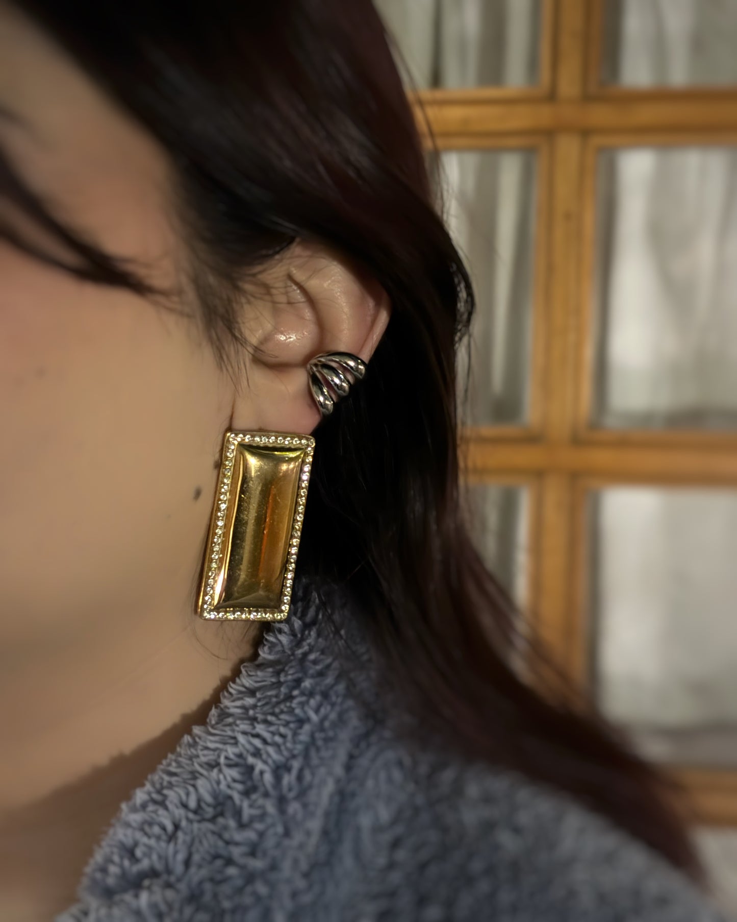 Dazzling Bar earrings