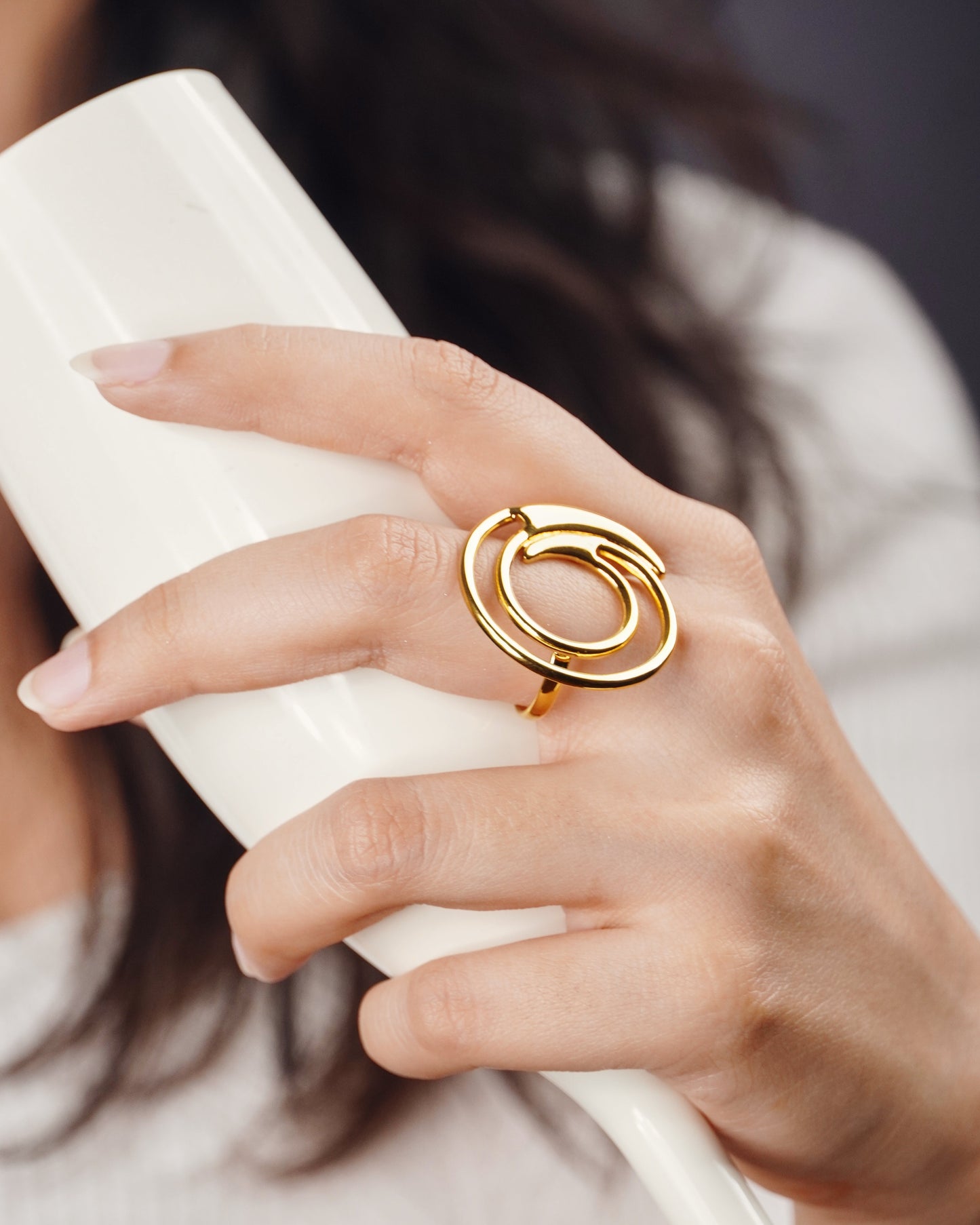 Rotating Conch Ring
