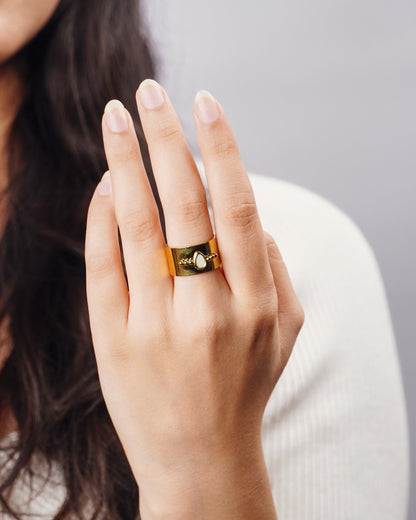 White Studded Leaf ring