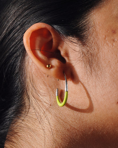 Curve Hoops earrings