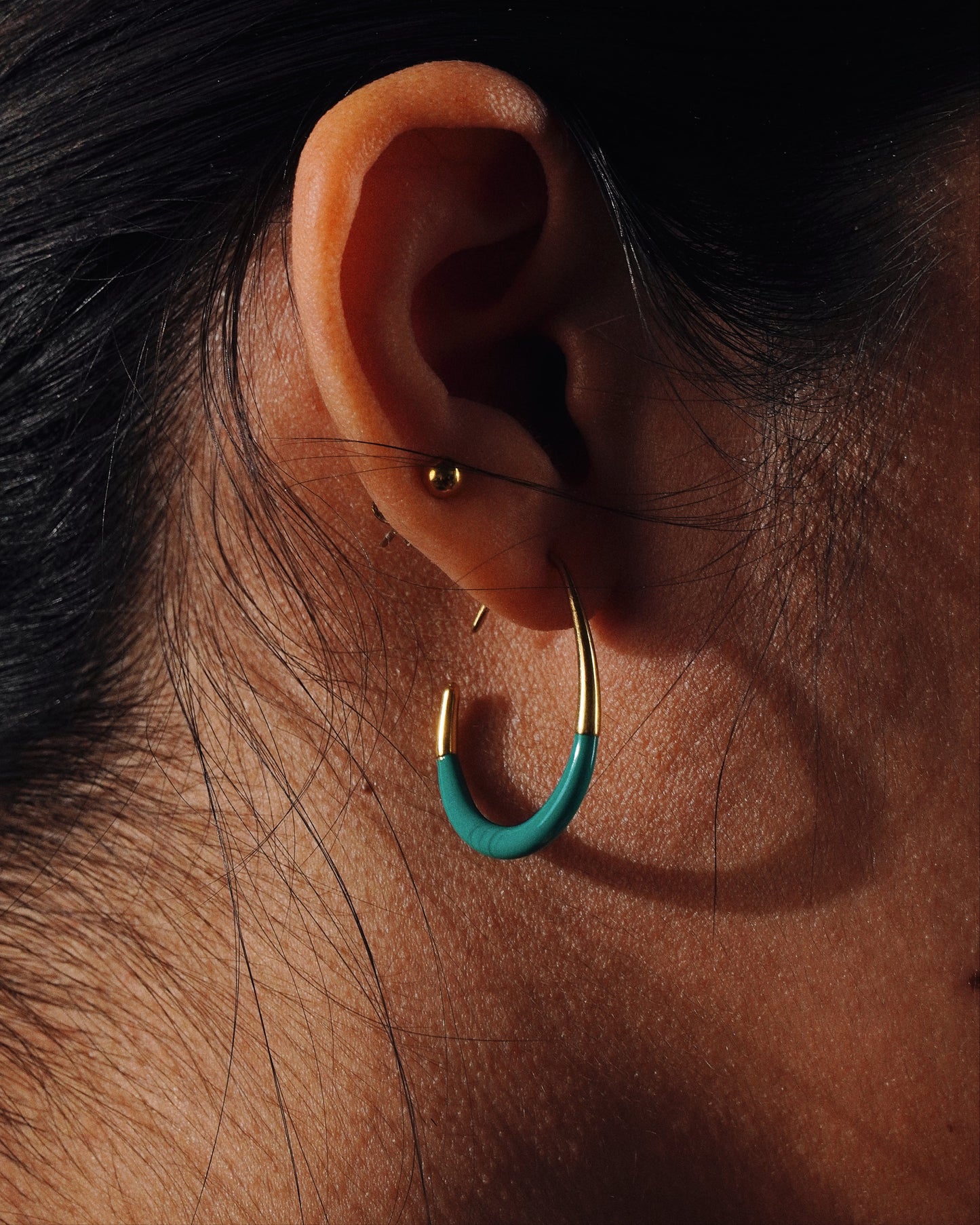 Curve Hoops earrings