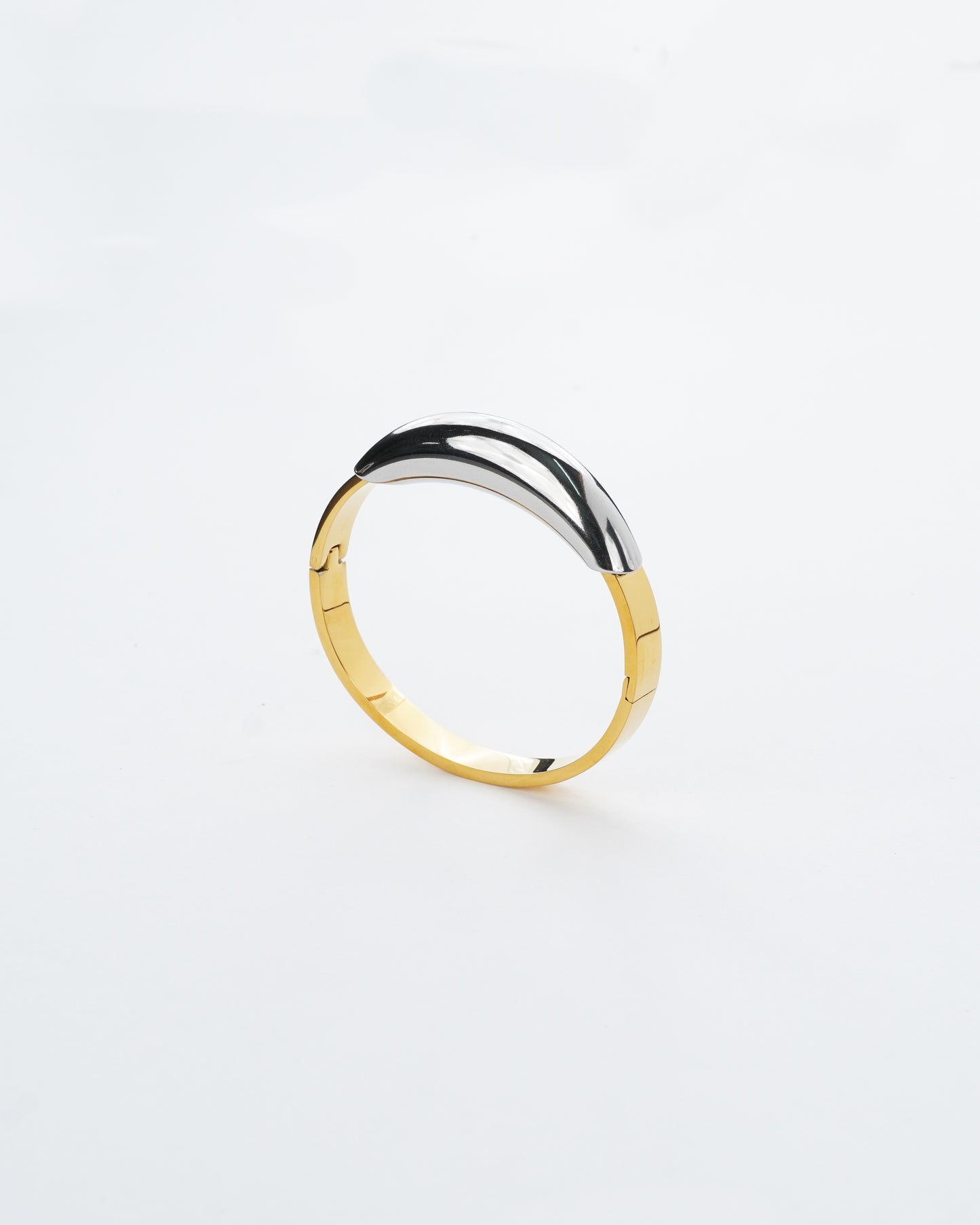 Vintage classic multi-metal bracelet