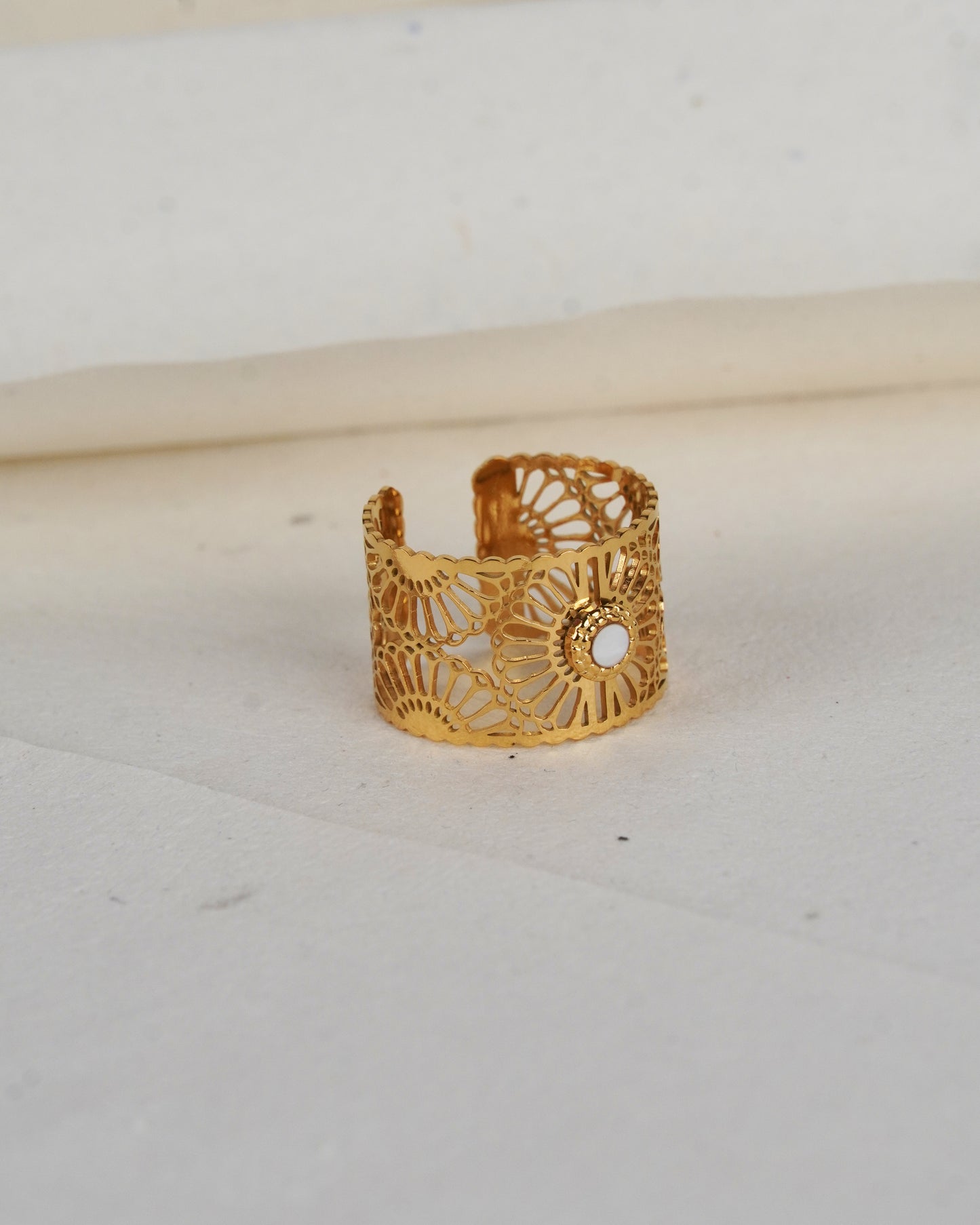 Jhali White Stone ring