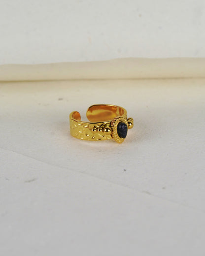 Vintage Stone studded ring