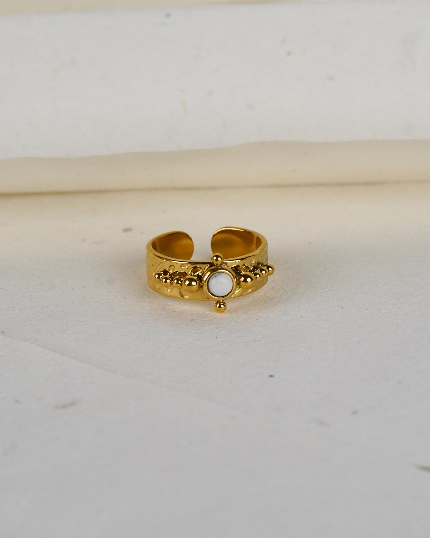 Vintage Stone studded ring